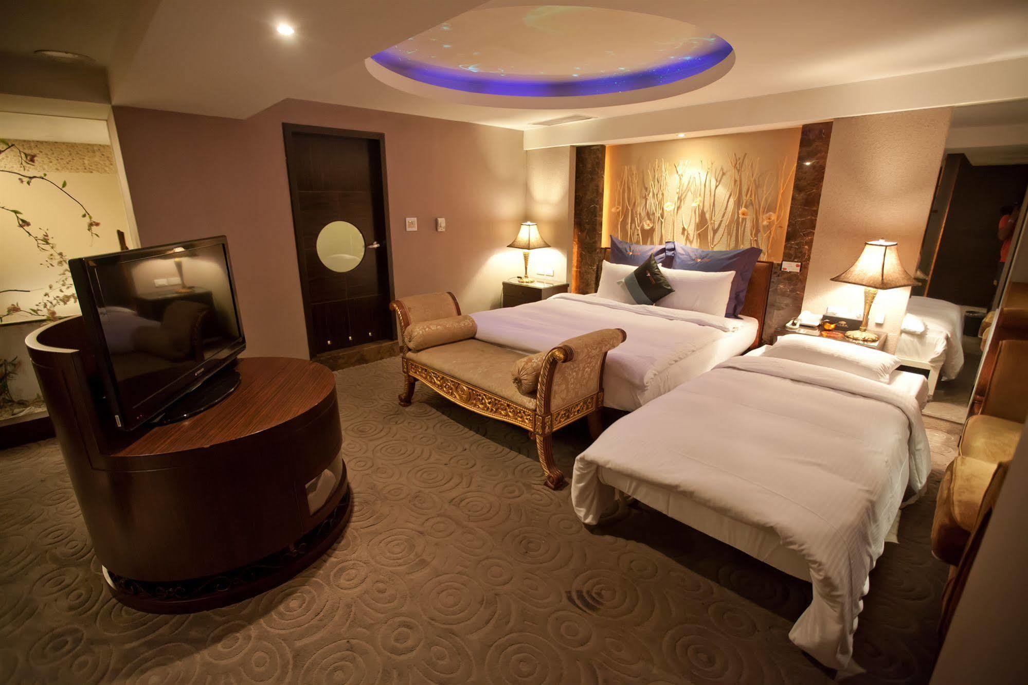 ไทเป ล็อตตี้ โฮเต็ล Hotel ภายนอก รูปภาพ