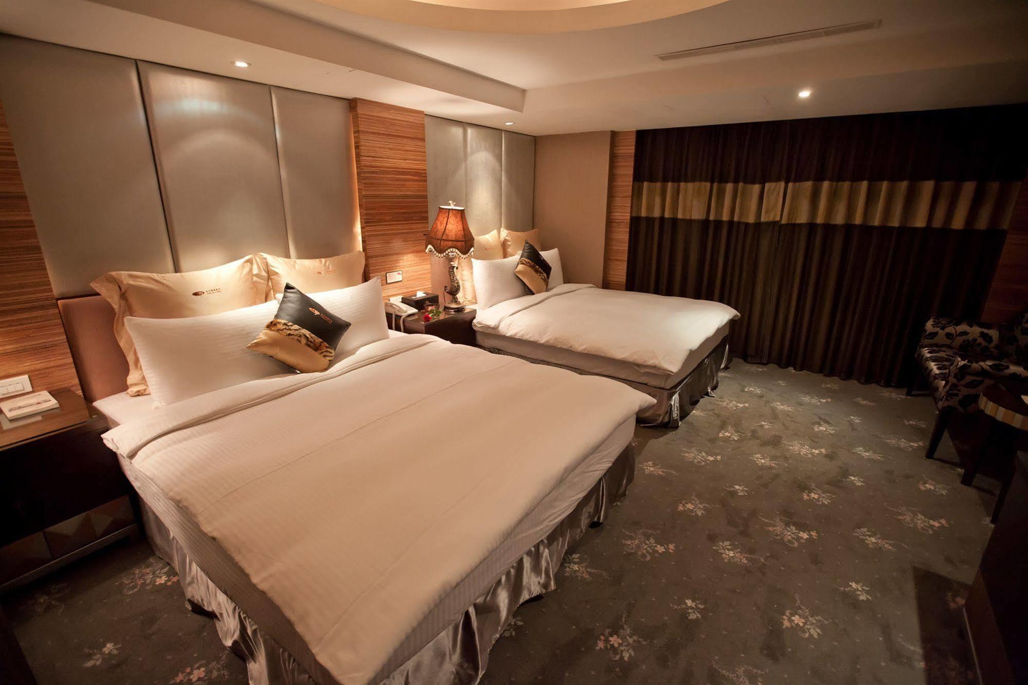 ไทเป ล็อตตี้ โฮเต็ล Hotel ภายนอก รูปภาพ