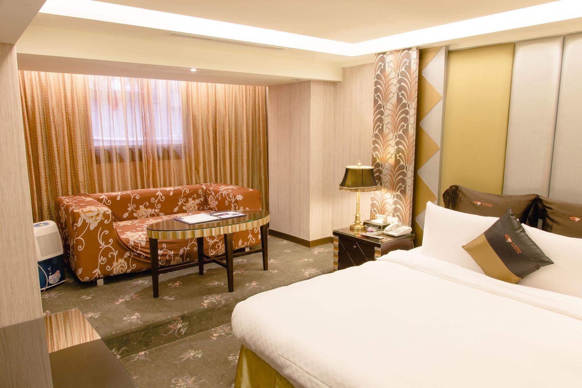 ไทเป ล็อตตี้ โฮเต็ล Hotel ภายนอก รูปภาพ